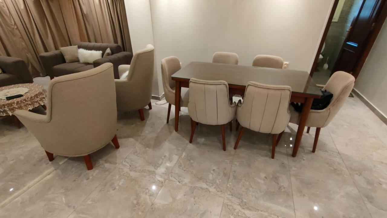 Apartamento شقة مستوى فندقى المهندسين للعائلات فقط