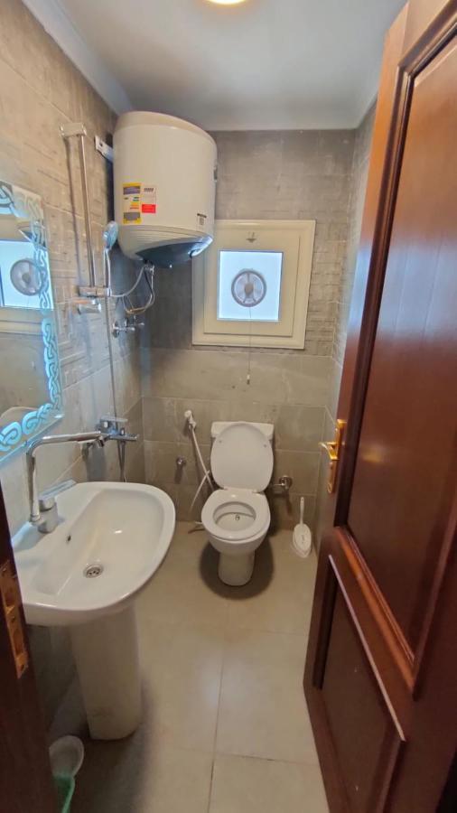 شقة مستوى فندقى المهندسين للعائلات فقط Apartamento Cairo