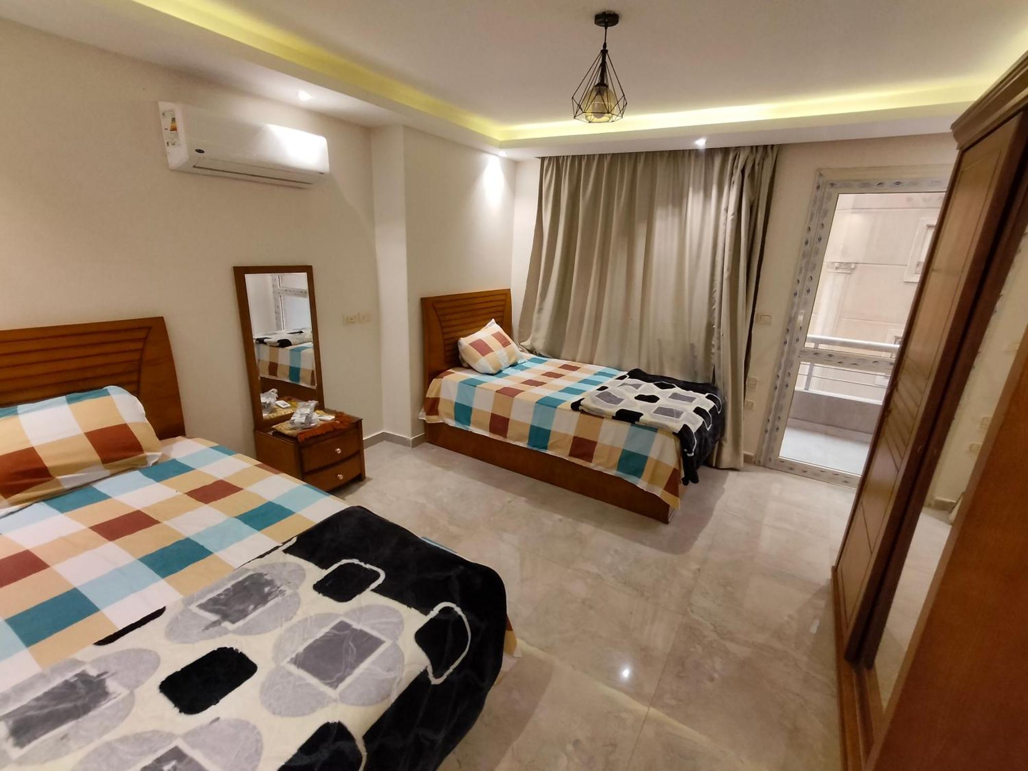 Apartamento شقة مستوى فندقى المهندسين للعائلات فقط Cairo